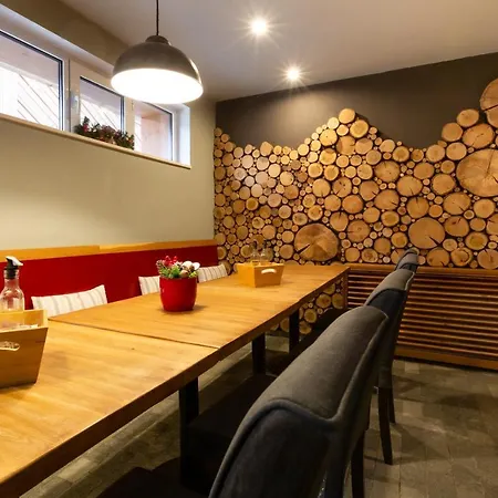 сноуфлейк Snowflake And Snowflake Casa vacanze *