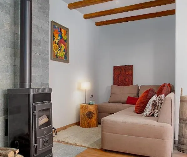 Дом отдыха сноуфлейк Snowflake Chalet&snowflake *